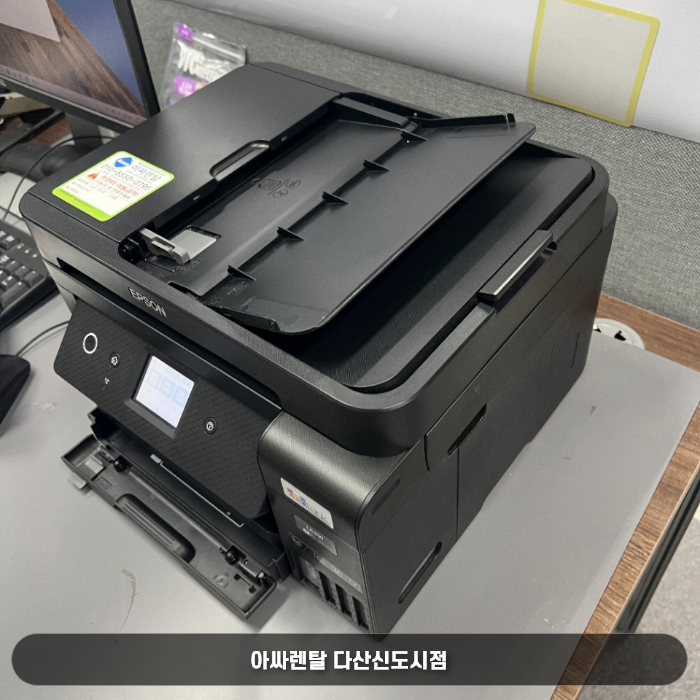 책상 위 설치된 캐논GX5590 모습 책상 위 설치된 캐논GX5590 모습